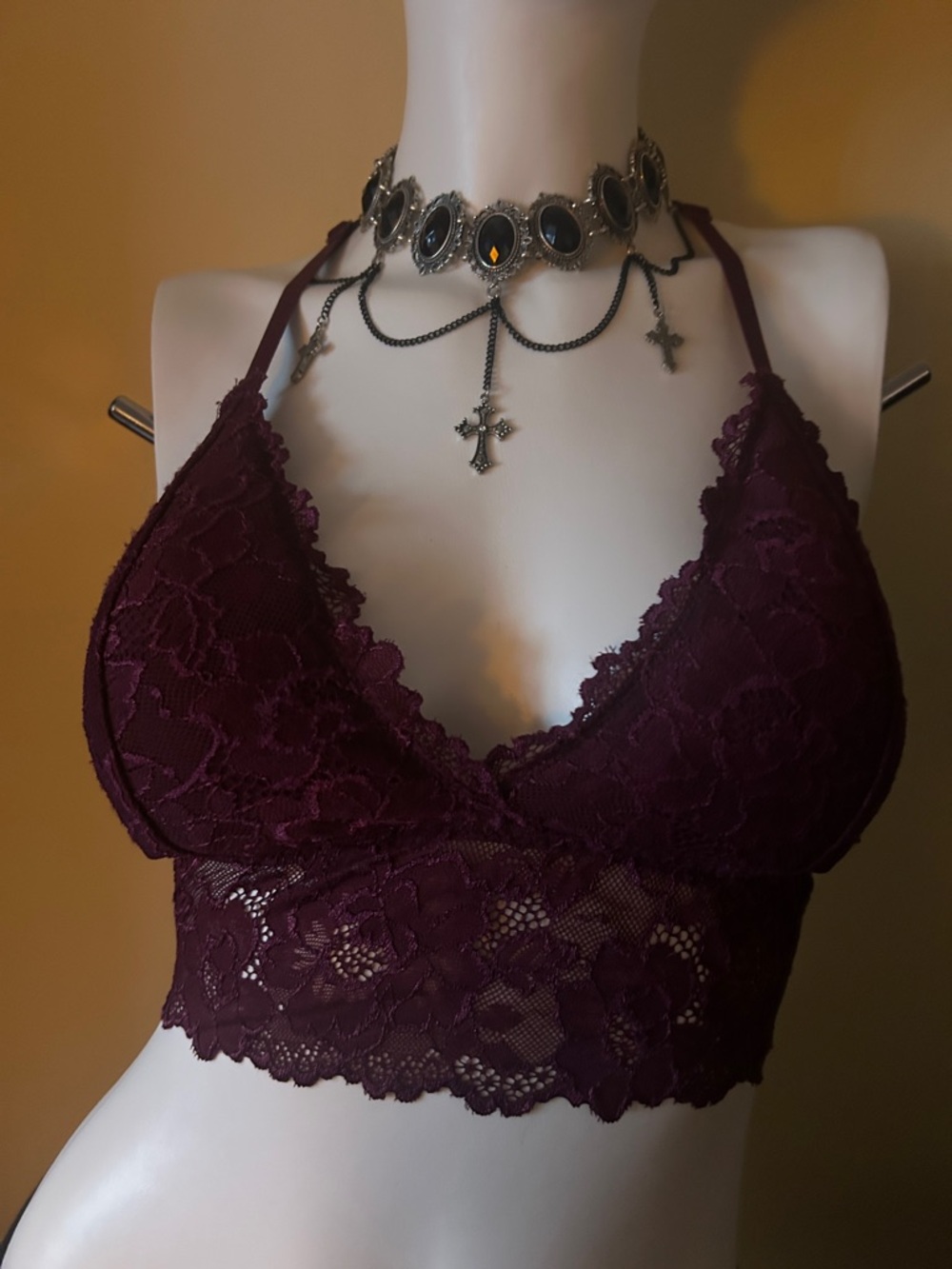 La Vie En Rose Lace Bralette in Deep Burgundy